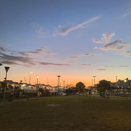 Appartamento Apartamento Com Vista Para Praia Do Forte Em Cabo Frio Esterno foto